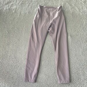 Lululemon Instill High-Rise Tight 25"
Violet Verbena size 4